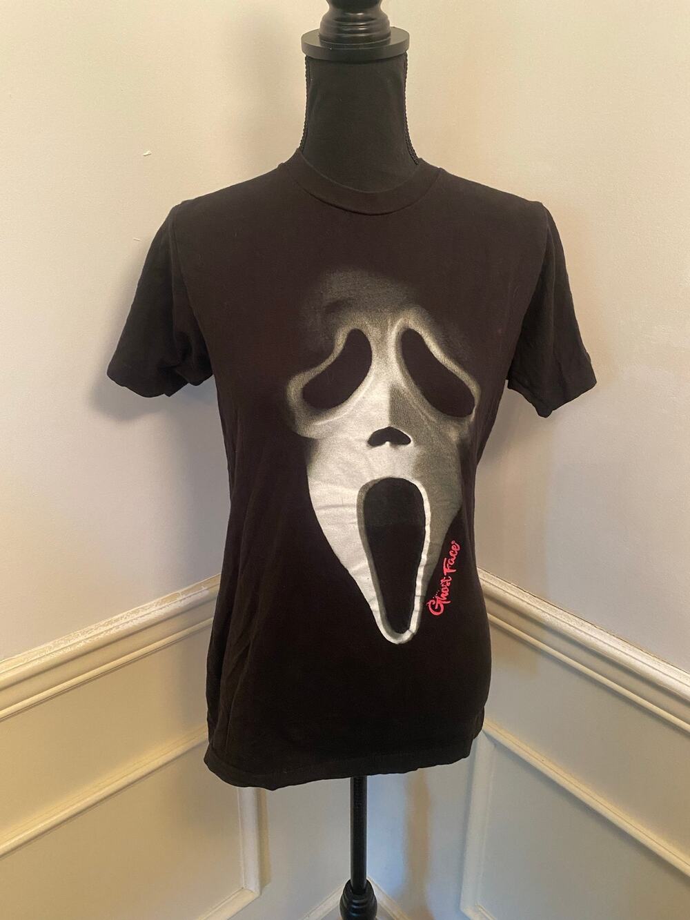 Ghost Face Shirt Scream Movie Graphic Tee Icon of Halloween Black T-Shirt